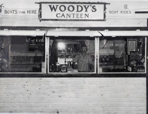 Woody's Canteen